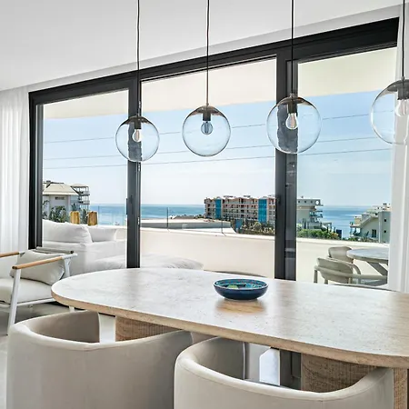 Elegant Sea-view In El Higueron Daire *