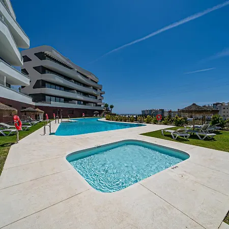 Daire Elegant Sea-view In El Higueron *